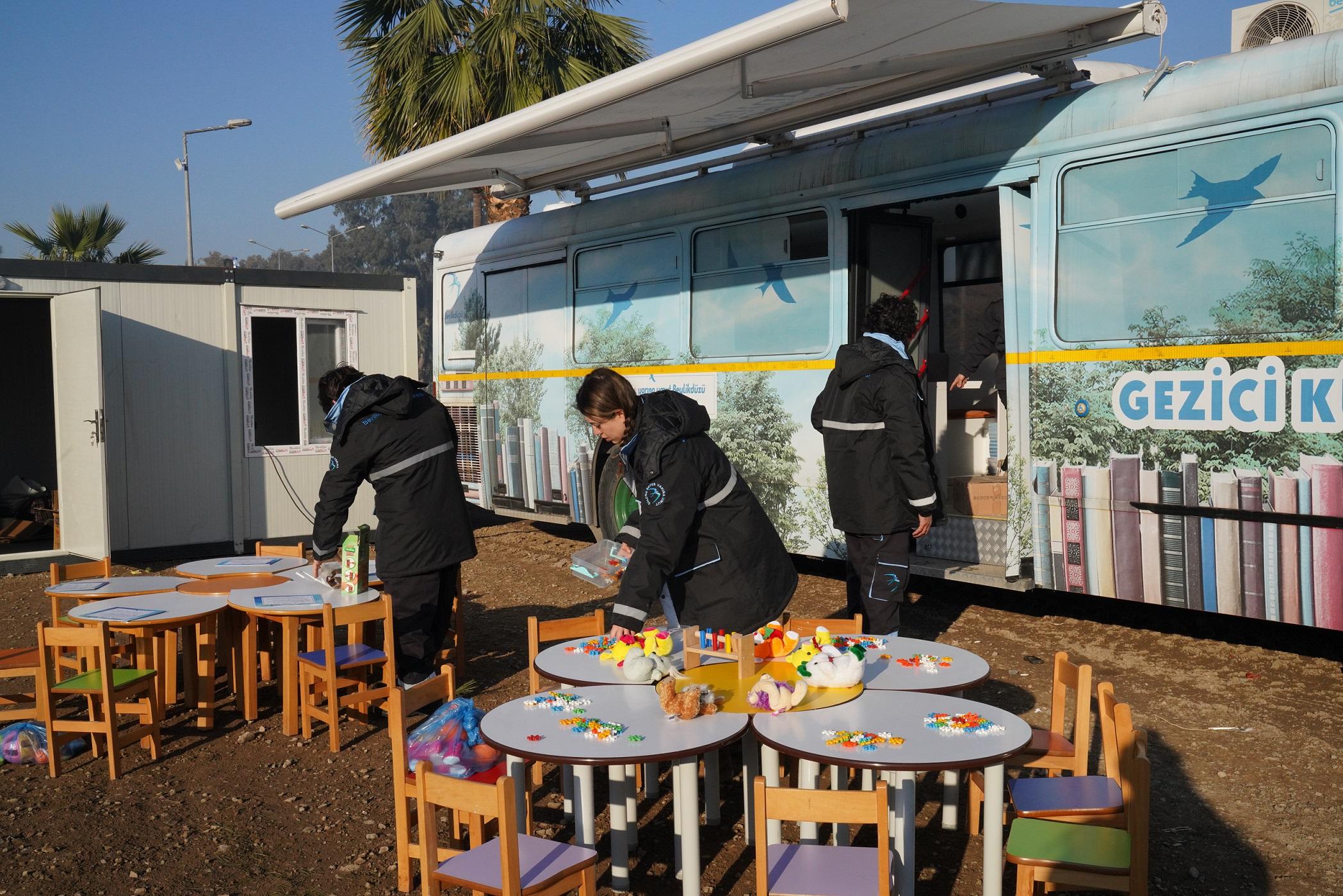 Beylikdüzü Belediyesi'nin afet koordinasyon ekibiyle toplantısı